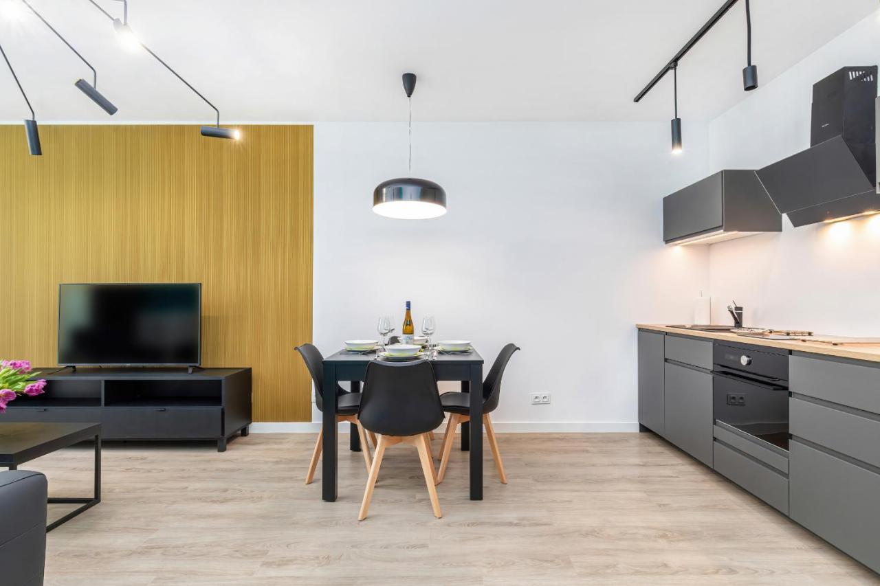 Modern City Center Apartments By Noclegi Renters Poznań Esterno foto