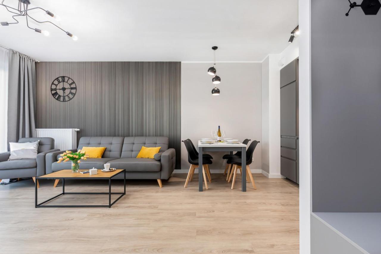 Modern City Center Apartments By Noclegi Renters Poznań Esterno foto